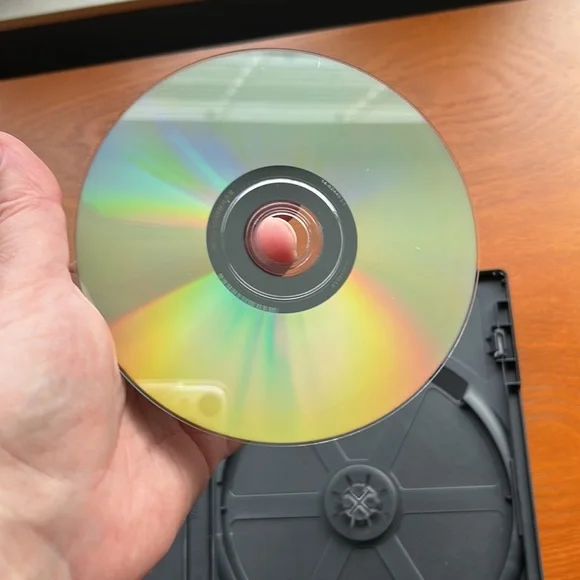 Cake DVD - Picture 4 of 4